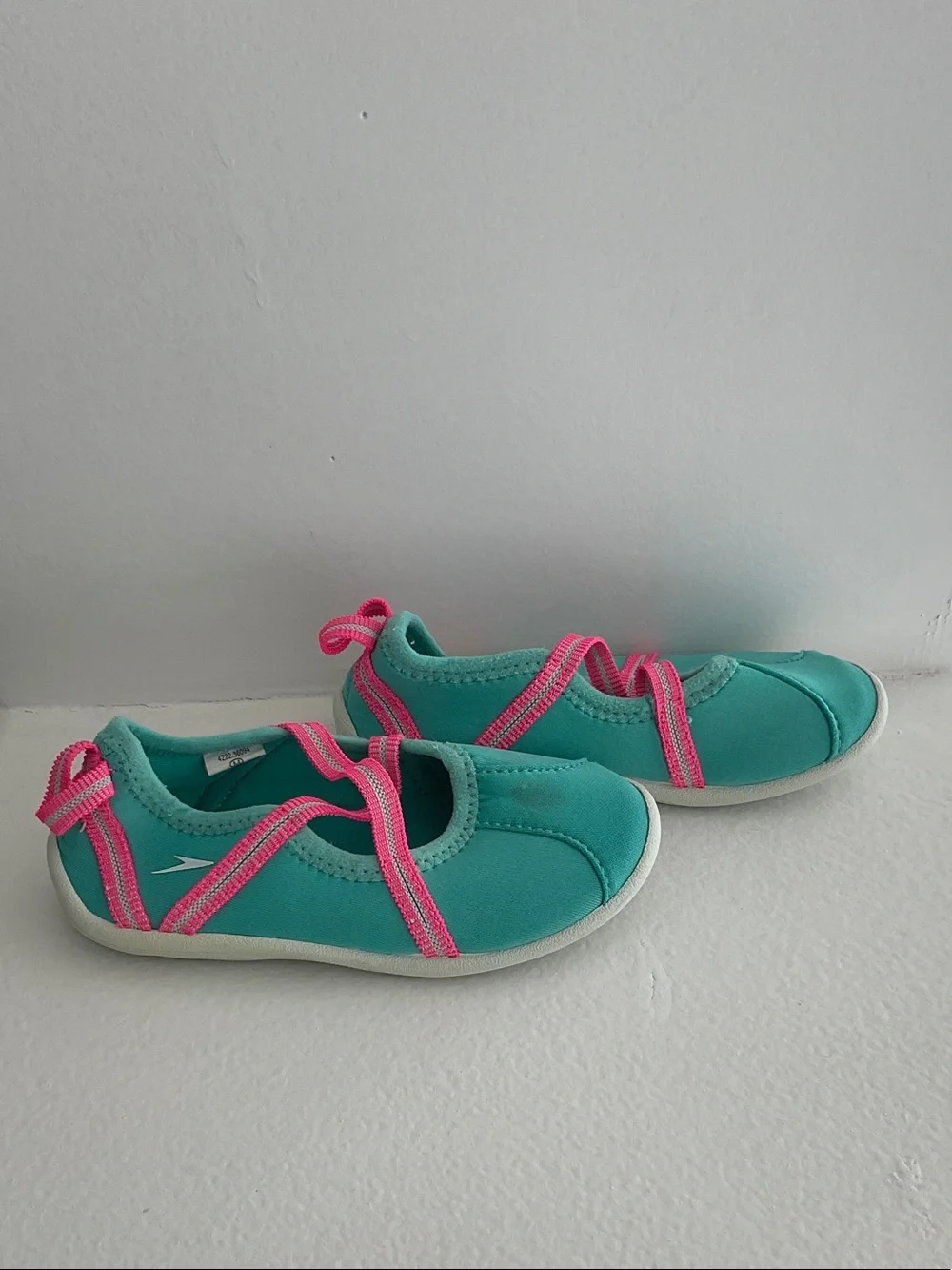 Speedo Teal Water Shoes with Pink Straps